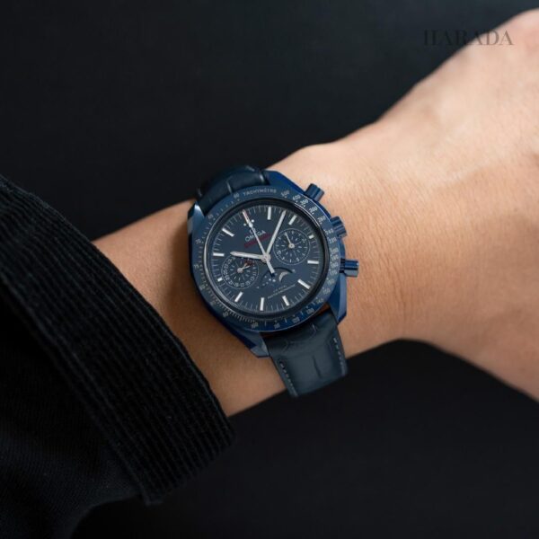 304.93.44.52.03.001 OMEGA オメガ スピードマスター ムーンフェイズ ブルーサイド オブ ザ ムーン 44.25MM