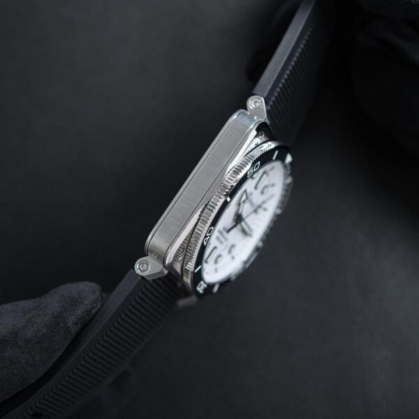 BR03A-D-WH-ST/SRB Bell & Ross ベル&ロス BR03 ダイバー ホワイト スティール