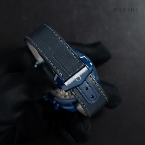 304.93.44.52.03.001 OMEGA オメガ スピードマスター ムーンフェイズ ブルーサイド オブ ザ ムーン 44.25MM