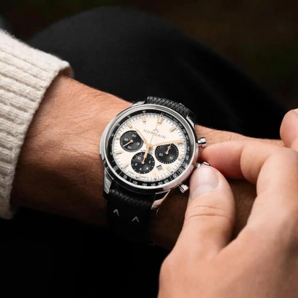 N2200.19S02.C01 NORQAIN ノルケイン フリーダム60 クロノ 43mm リミテッドエディション ブレスレット仕様