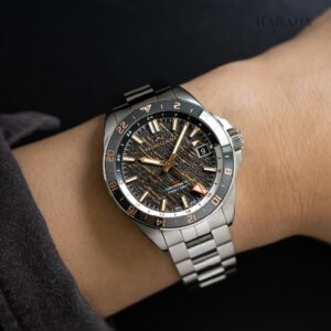 N1100.22S02.G01 NORQAIN ノルケイン アドベンチャー ネベレスト GMT グレーシャー 41mm