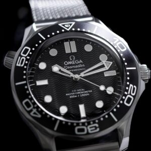 210.30.42.20.01.010 OMEGA オメガ シーマスター ダイバー 300M 42MM