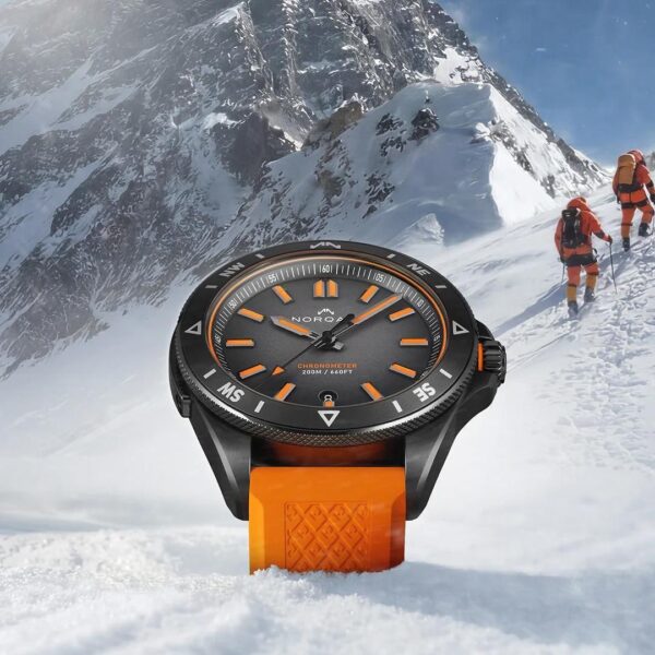 N1300.08B01.B01 NORQAIN ノルケイン アドベンチャー ネベレスト 40mm リミテッドエディション オレンジラバーストラップ仕様