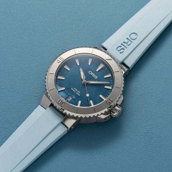 01 733 7770 4155-07 4 18 65FC ORIS オリス アクイスデイト 36.5mm