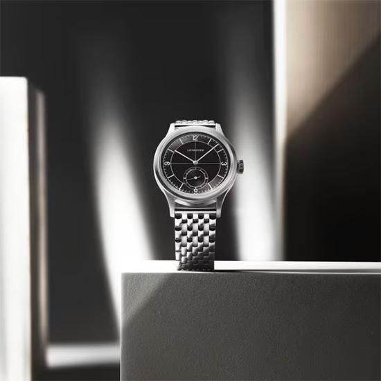 L2.828.4.53.6 LONGINES ロンジン セクターダイアル 38.5mm