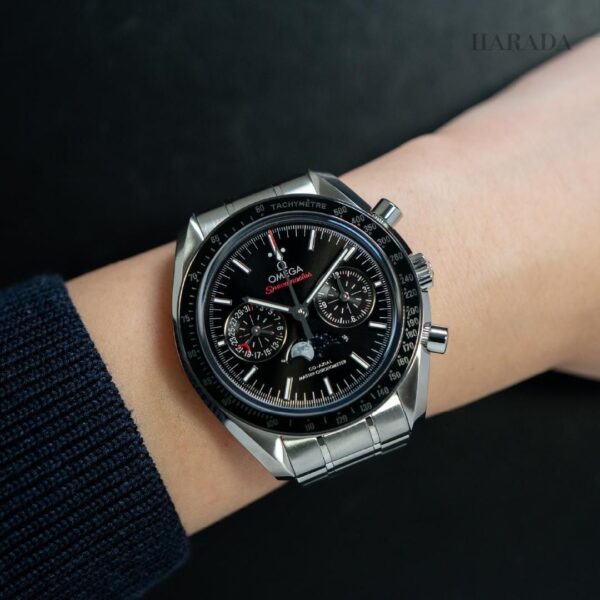 304.30.44.52.01.001 OMEGA オメガ スピードマスター ムーンフェイズ 44.25MM
