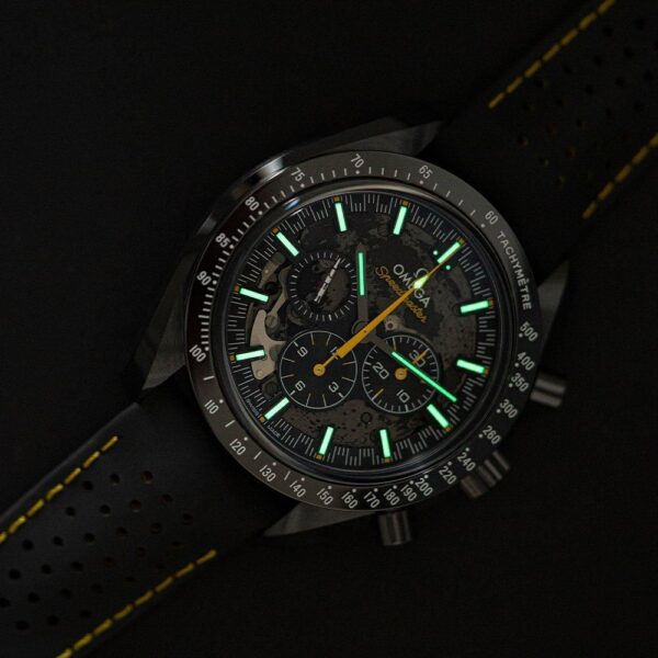 310.92.44.50.01.001 OMEGA オメガ スピードマスター ダーク サイド オブ ザ ムーン 44.25MM アポロ8号