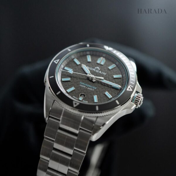 N1300.08S01.G01 NORQAIN ノルケイン アドベンチャー 40mm ブレスレット仕様