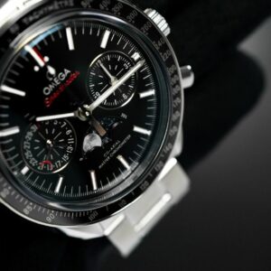 304.30.44.52.01.001 OMEGA オメガ スピードマスター ムーンフェイズ 44.25MM