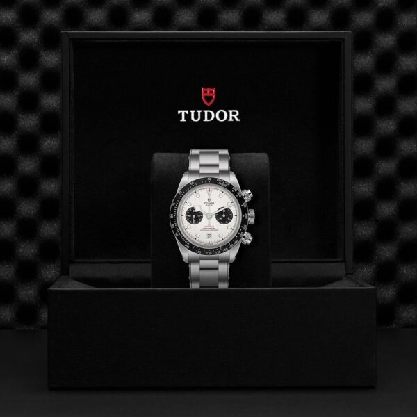 M79360N-0002 TUDOR チューダー ブラックベイ クロノ