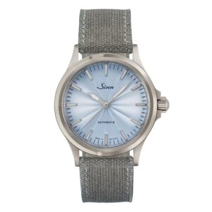 【世界限定300本】556 Ice Blue Sinn ジン パイロットウォッチ ファインアジャスト付きブレスレット仕様