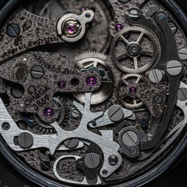 310.92.44.50.01.001 OMEGA オメガ スピードマスター ダーク サイド オブ ザ ムーン 44.25MM アポロ8号