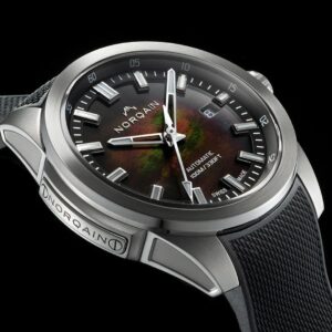 N3008.08S01.B01 NORQAIN ノルケイン インディペンデンス JP ブラック マザーオブパール 40mm
