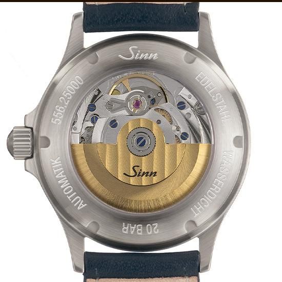 556.I.Perlmutt.S SINN ジン インストゥルメントウォッチ 型押しカウレザー仕様