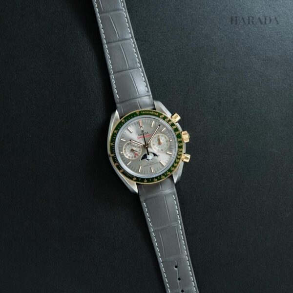 304.23.44.52.06.001 OMEGA オメガ スピードマスター ムーンフェイズ 44.25MM