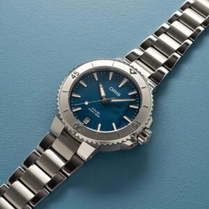01 733 7770 4155-07 8 18 05P ORIS オリス アクイスデイト 36.5mm