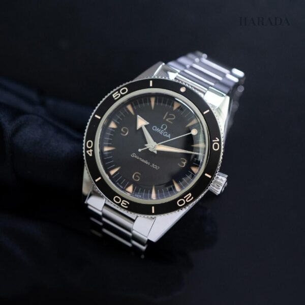 234.30.41.21.01.001 OMEGA オメガ シーマスター300