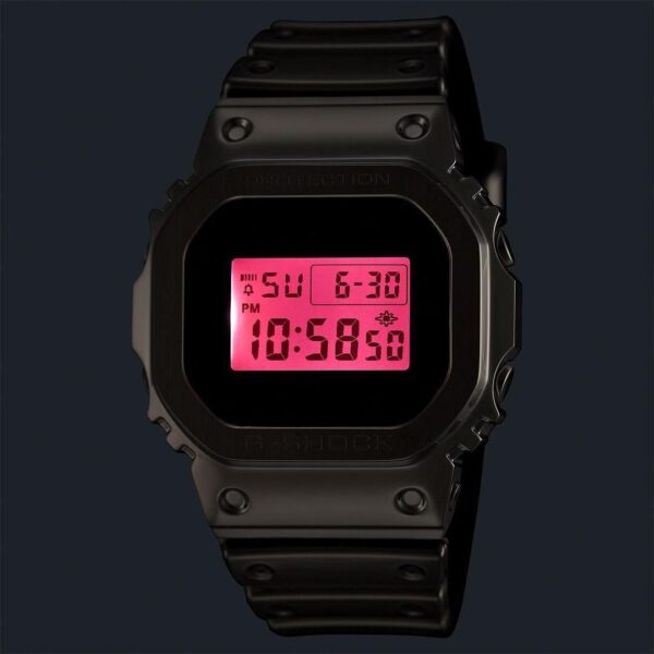 GM-5600YRA-8JF CASIO カシオ DIGITAL Gショック