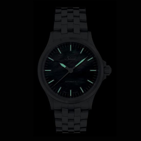 SINN ジン インストゥルメントウォッチ 556.I.B
