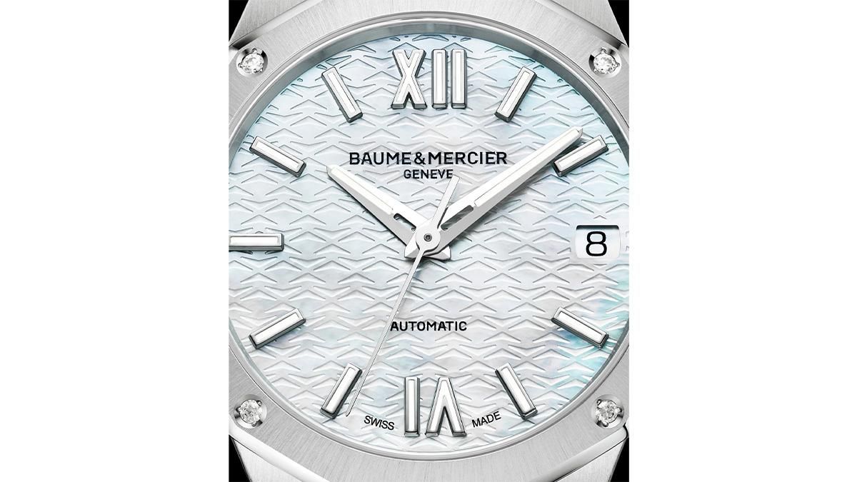 リビエラ 10676のダイヤルを拡大した様子