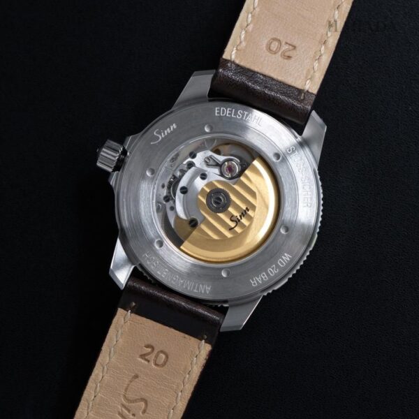 104.ST.SA.IW SINN ジン インストゥルメントウォッチ カウレザー仕様