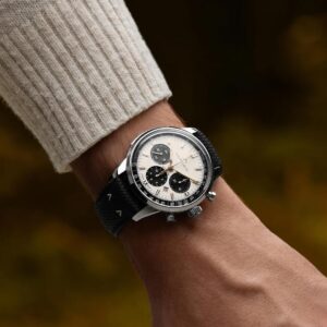 N2200.19S02.C01 NORQAIN ノルケイン フリーダム60 クロノ 43mm リミテッドエディション ブラックパーロンラバーストラップ仕様