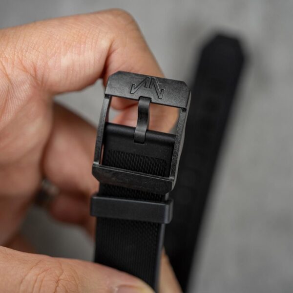 N3000.21Q34.B02 NORQAIN ノルケイン インディペンデンス ワイルドワン 42mm オールブラック