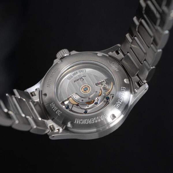【世界限定300本】556 Mauve Sinn ジン パイロットウォッチ ファインアジャスト付きブレスレット仕様