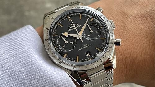 【オメガ 2022年新作 スピードマスター’57】初代モデルに新解釈を加えたヴィンテージスピードマスターをご紹介