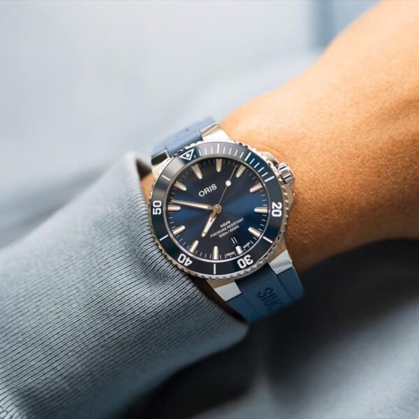 01 733 7787 4135-07 4 22 35FC ORIS オリス アクイスデイト 41.5mm